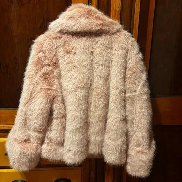 On 34th Collared Silver Pink Faux-Fur Jacket Size XL NWT - Picture 11 of 11